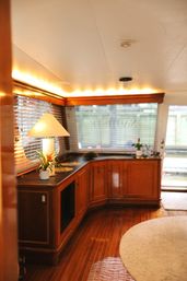 Patriot by Nautiste: Private Yacht Dining & DC Waterfront Views image 10