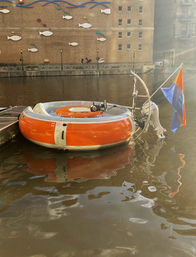 Donut Boat Experience: A Floating Bar You Get to Drive image 6