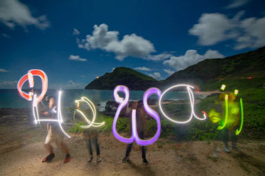 Sunset & Light-Painting Experience: Oʻahu Night Photography Tour image 3