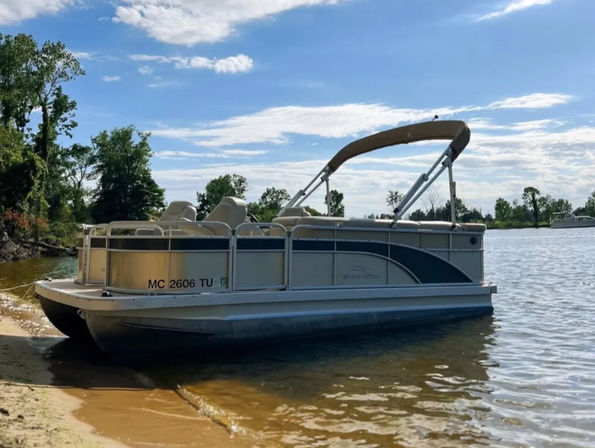 Drop Anchor and Celebrate: Unforgettable Boat Rentals in Saugatuck! image 1