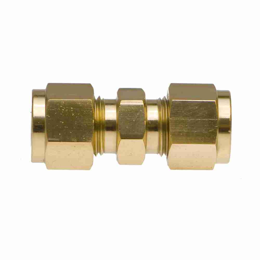 Front view of Brass Union 1/2" with nuts