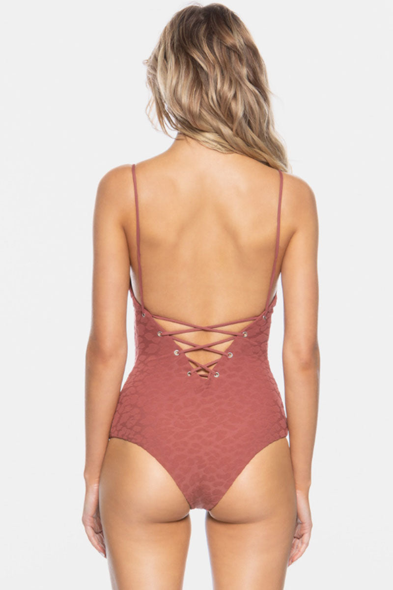 tavik one piece