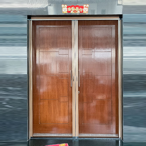 LIPAT-DOOR-CENGKARENG