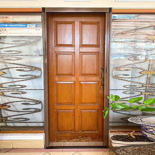 LIPAT-DOOR-TEBET