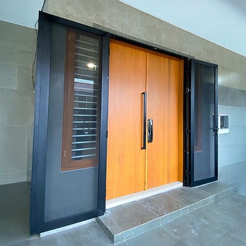 PINTU-BAJA-CENGKARENG-JAKARTA-BARAT