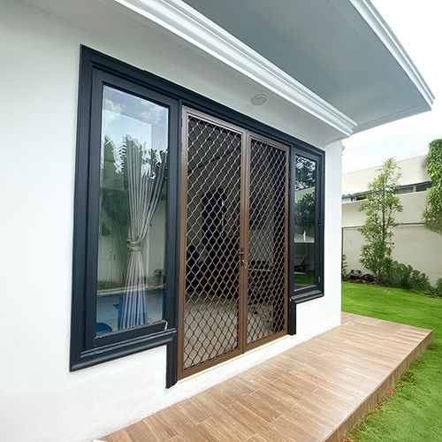 PINTU-EXONA-CIPETE-JAKARTA-SELATAN