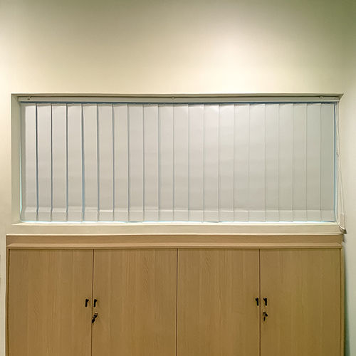 VERTICAL-BLINDS-BLACKOUT-TANGERANG