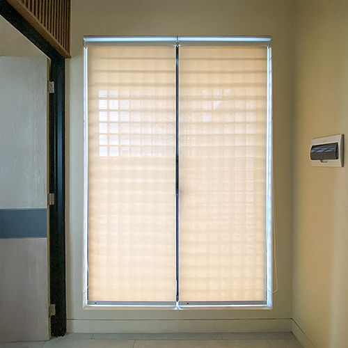 ROLLER-BLINDS-SOLAR-SCREEN-PEKAYON