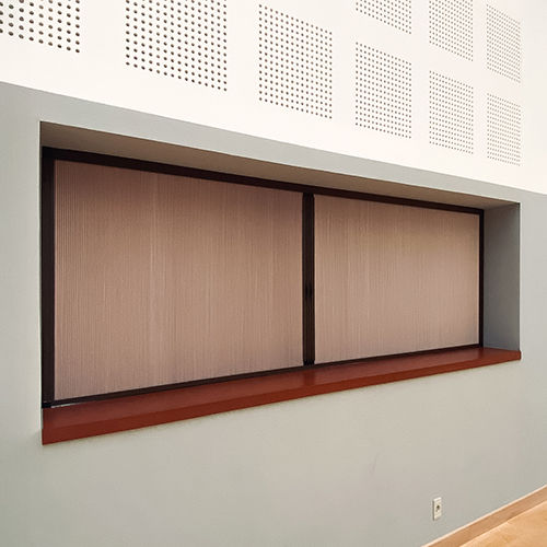 LIPAT-WINDOW-HONEYCOMB