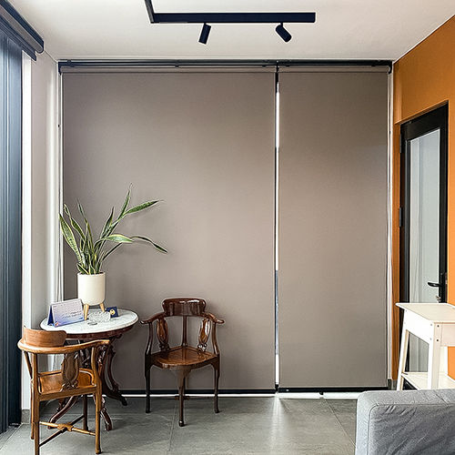 ROLLER-BLINDS-BLACKOUT-CILANDAK