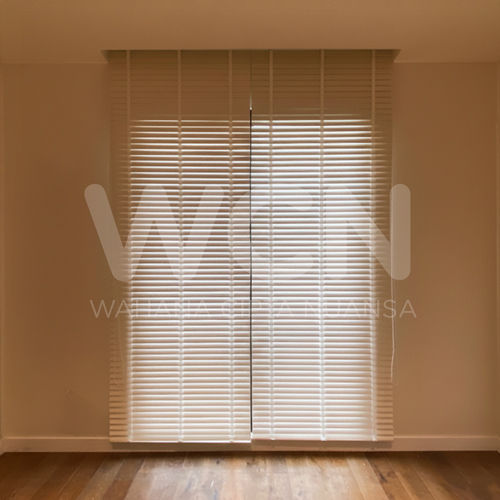 908-WOODEN-BLINDS-LEBAK-BULUS-311225-TERTUTUP