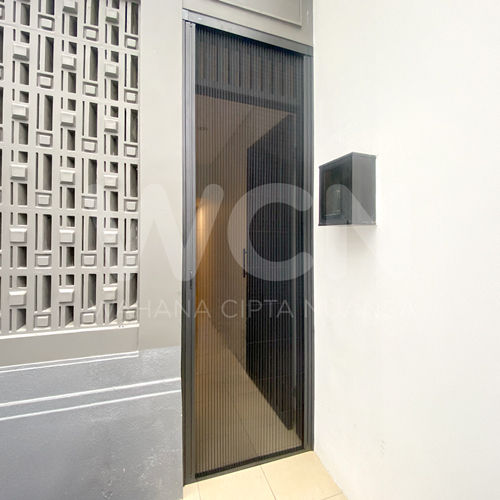 911-LIPAT-DOOR-BEKASI-TERTUTUP