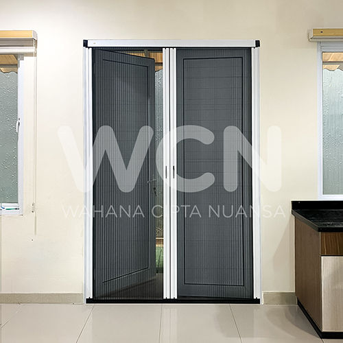 13-LIPAT-DOOR-CENGKARENG-120226-TERTUTUP