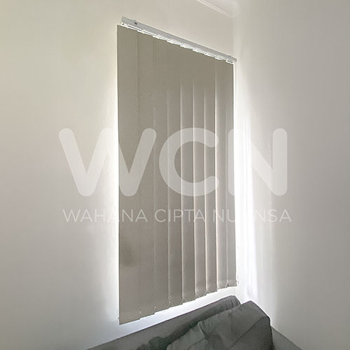 67-VERTICAL-BLINDS-CAKUNG-TERTUTUP