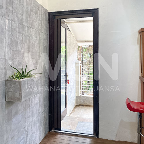LIPAT-DOOR-KARANG-TENGAH