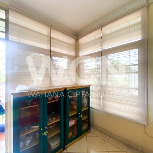 ROLLER-BLINDS-SOLAR-SCREEN-CIPINANG