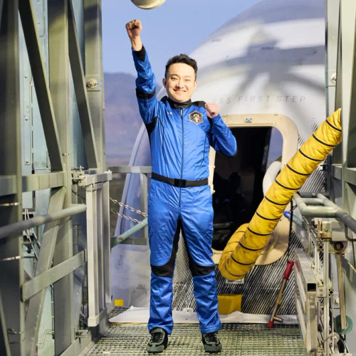 Justin Sun Becomes Youngest Chinese Commercial Astronaut with Blue Origin NS-34 Flight