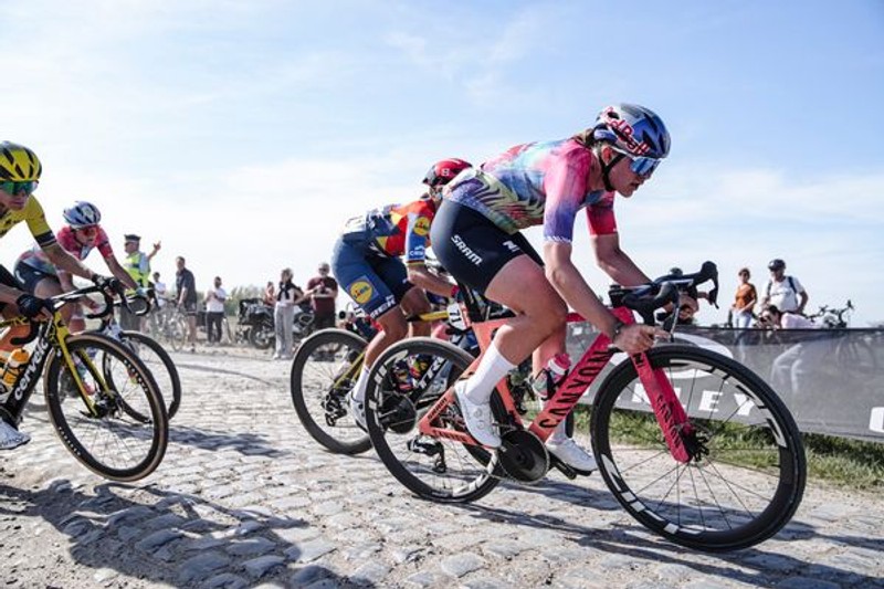 Crypto Meets Charity: zondacrypto Named Main Partner of St Tropez to Monaco Charity Ride