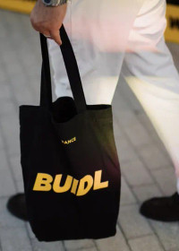 Why Binance Still Reigns Supreme in Crypto: From $34 Trillion in Volume to 300+ Million Users