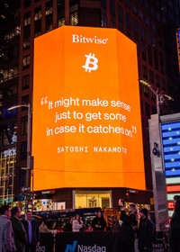 Bitcoin Tops $74K as U.S.-Iran Conflict Reshapes Market Flows