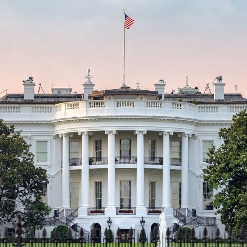 White House Study Backs Stablecoin Yield, Easing Bank Fears