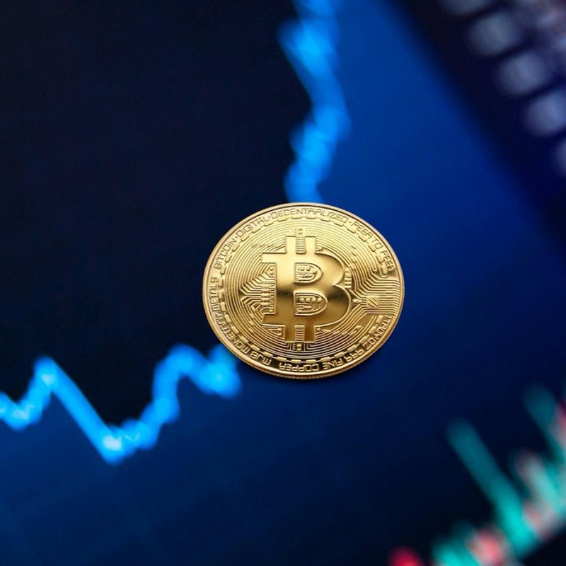 Bitcoin Faces Near-Term Pressure as ETF Outflows Hit $1.4 Billion, Says Laser Digital