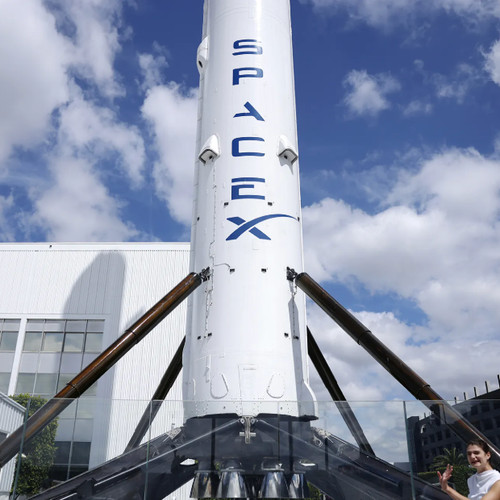 SpaceX's Historic IPO Has Wall Street Divided: Bubble or the Next AI Superpower?
