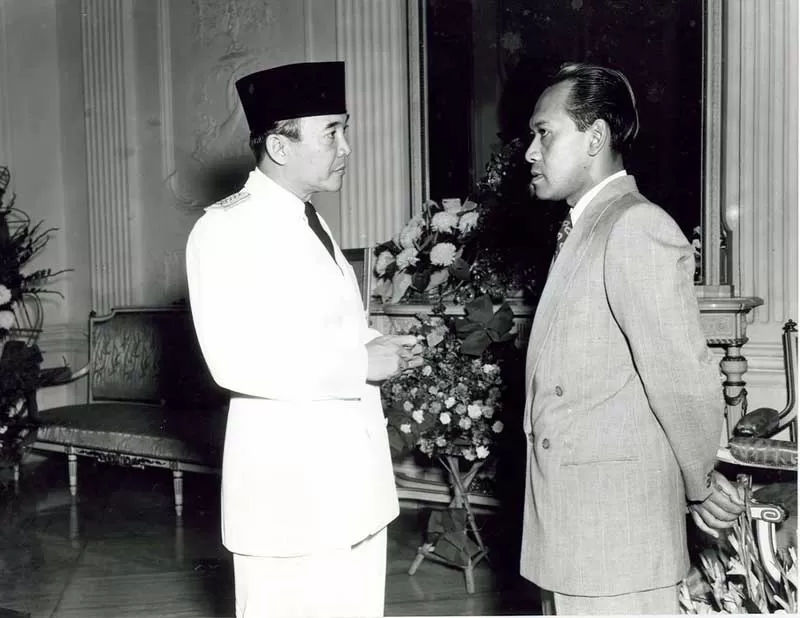 Curhat Sukarno kepada Hamengku Buwono IX soal Supersemar dan Pengalihan Kekuasaan