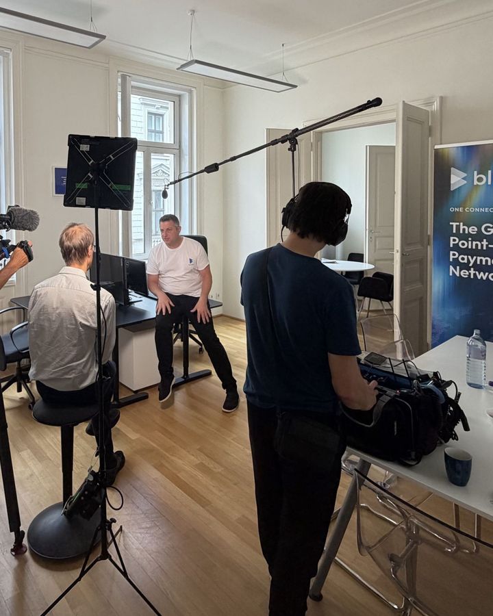 Hinter den Kulissen des ARD-Videodrehs mit Bluecode