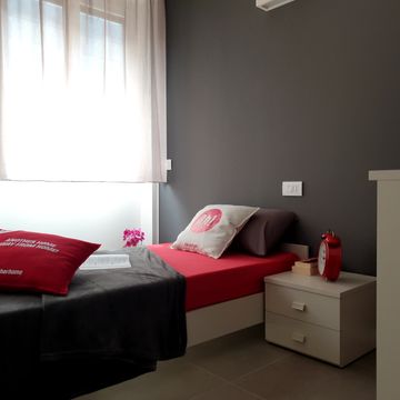 Ampia stanza singola a due passi dalla M1 Lotto Fieramilanocity