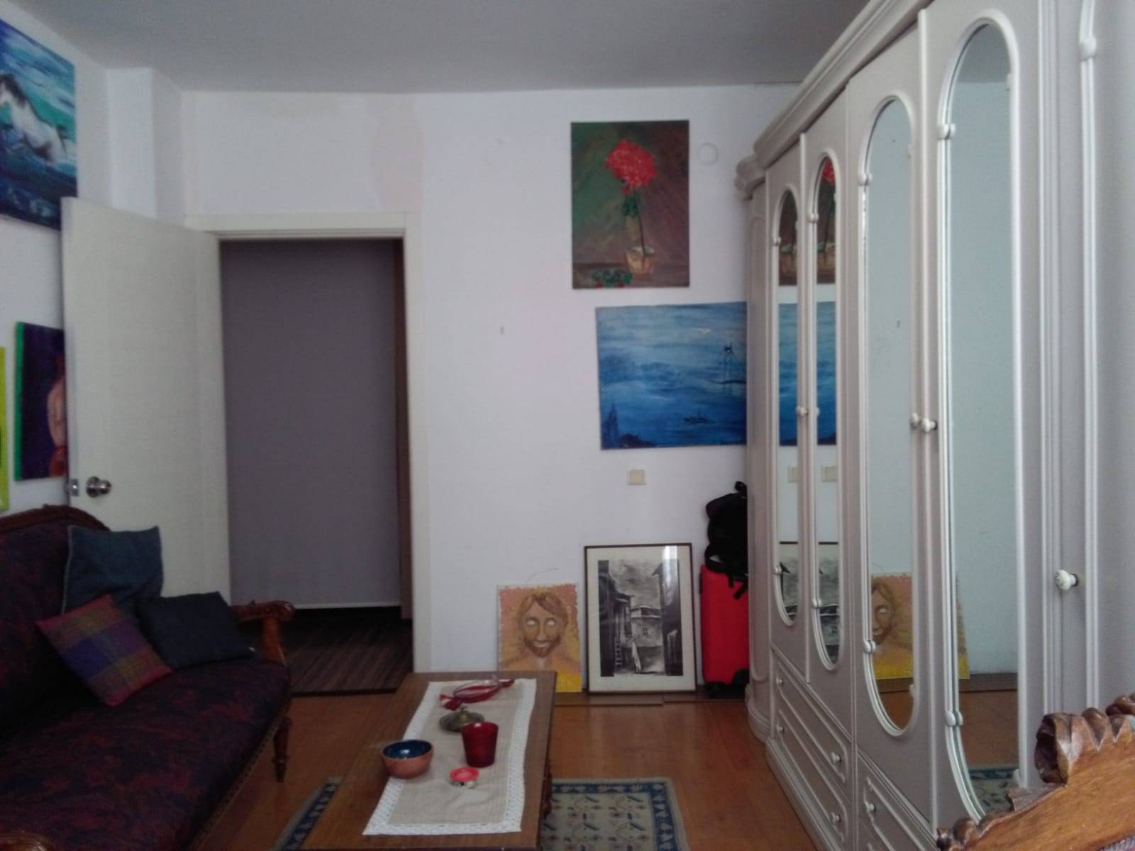Bagdat Street Traditional Apartment - Istanbul