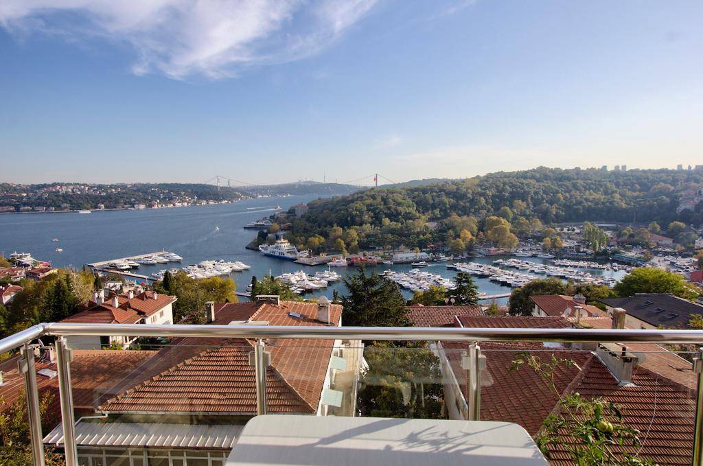 Marina View Prestigious Istanbul Apartment