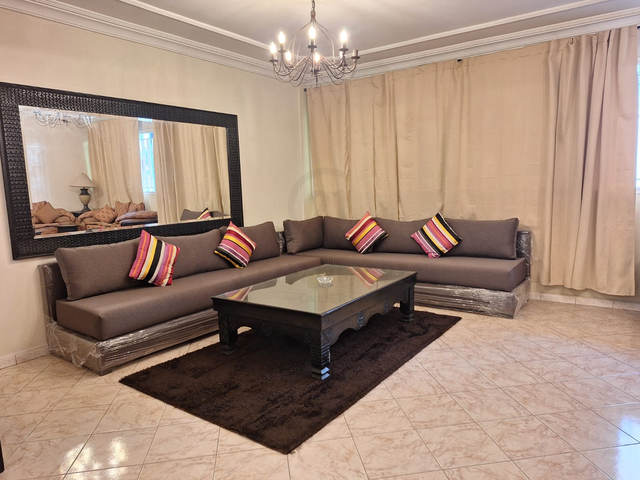 A LOUER - APPARTEMENT 3 CHAMBRES MEUBLE SUR MAARIF