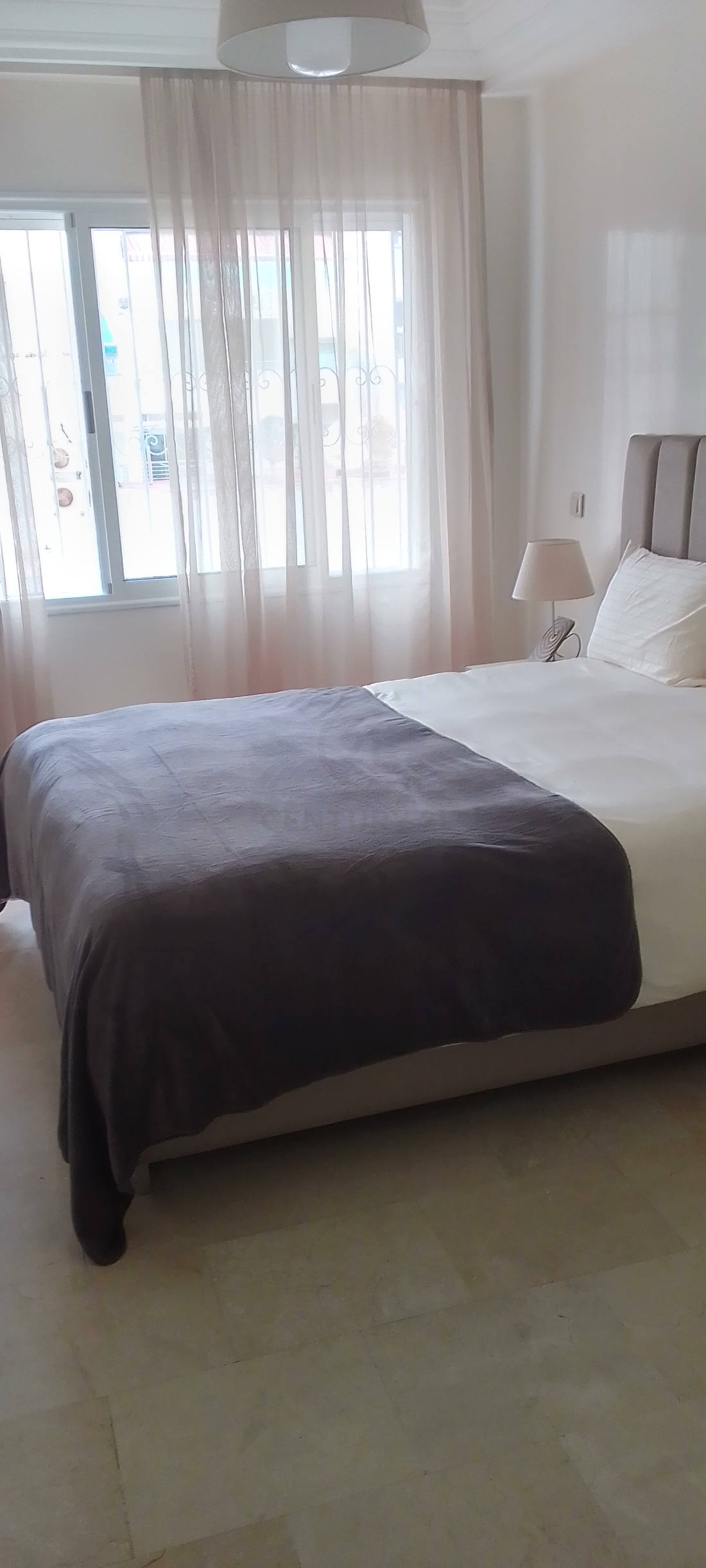 APPARTEMENT MEUBLÉ À LOUER - ABDELATIF BEN KADOUR, CASABLANCA - image 2