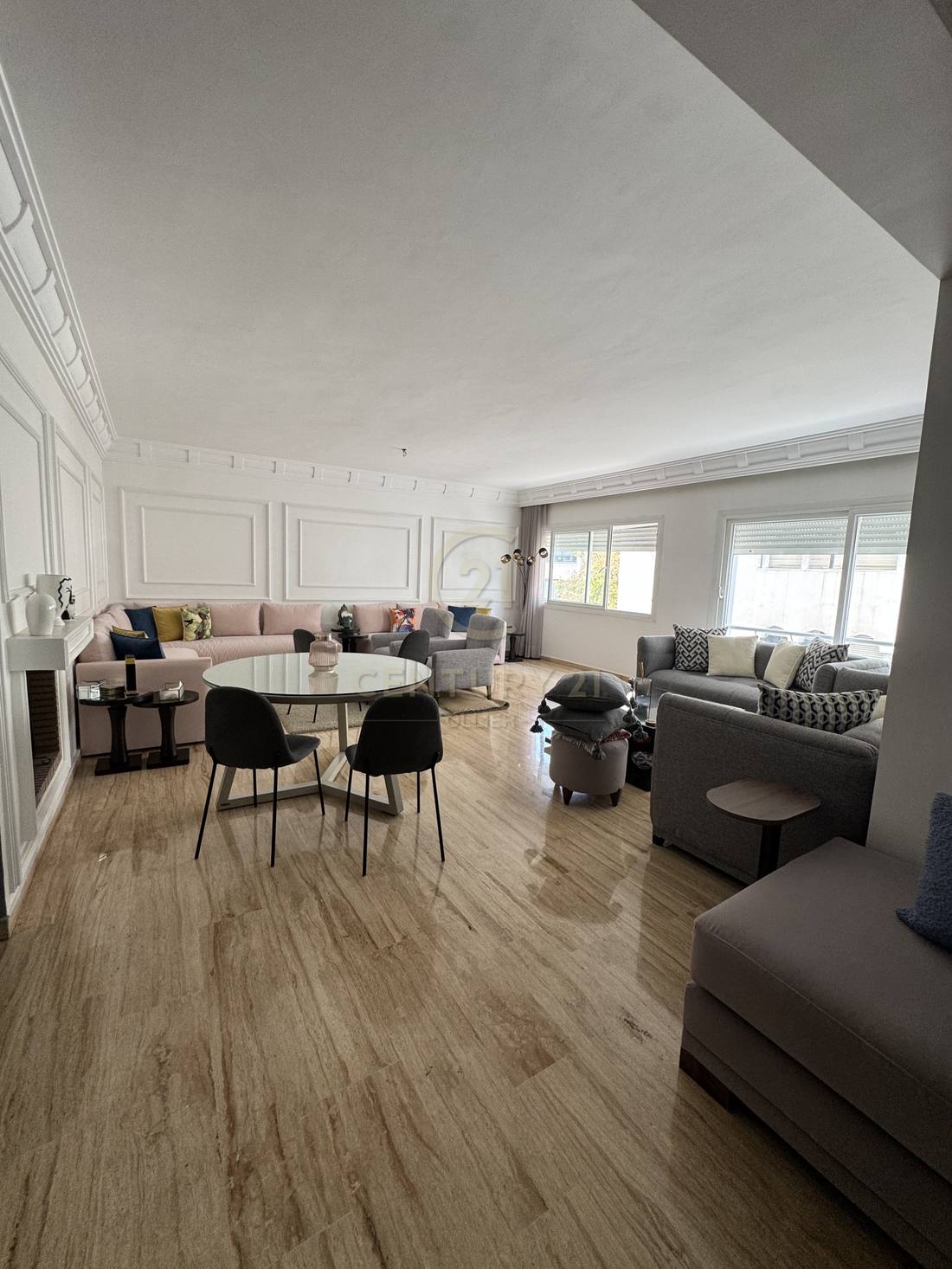 À louer – Appartement meublé de standing à Gauthier – 184 m² + parking - image 1