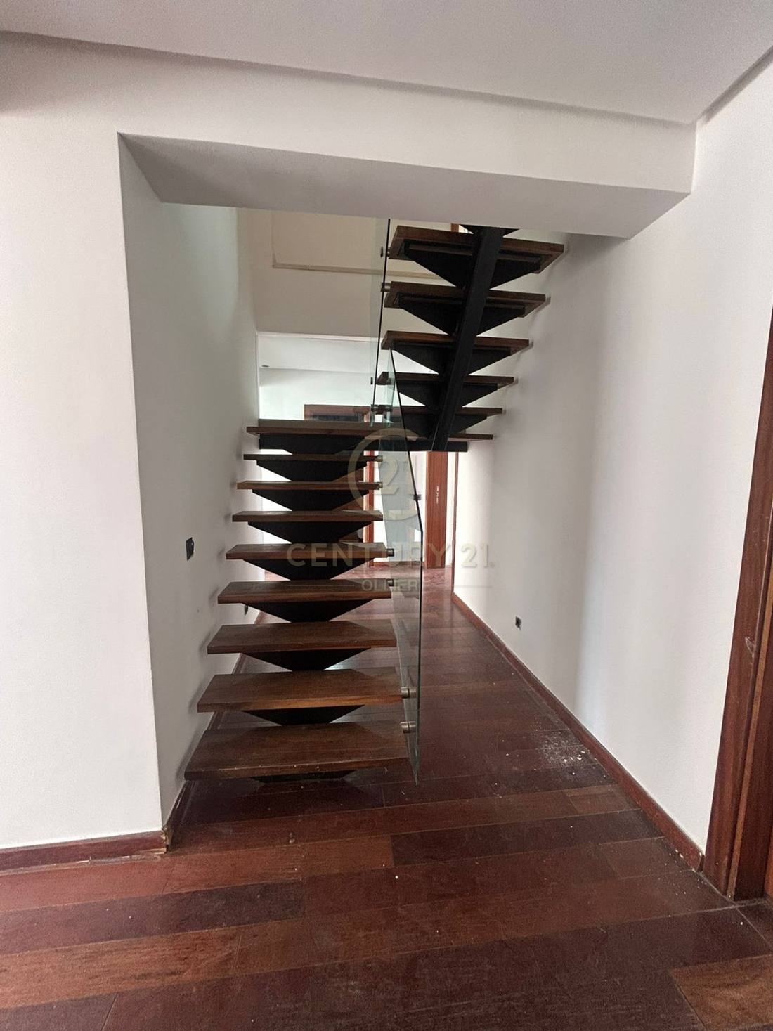 A LOUER - Magnifique Duplex refait à Neuf sur Racine - image 2