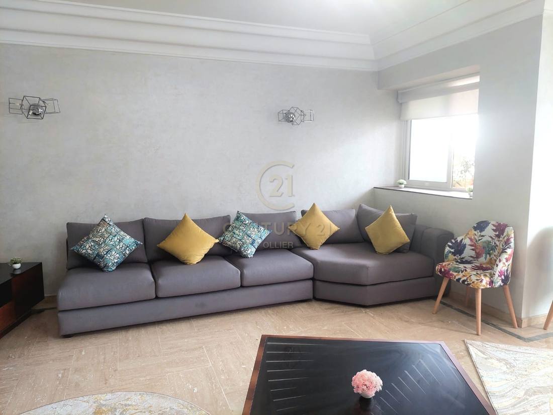 VENTE ET LOCATION JOLI APARTEMENT SUR RACINE  PAS ĹOIN DE CHEZ PAUL - image 2