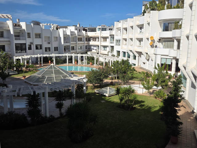 BEL APPARTEMENT A LOUER VIDE  RESIDENCE FERME FACE MEGARAMA