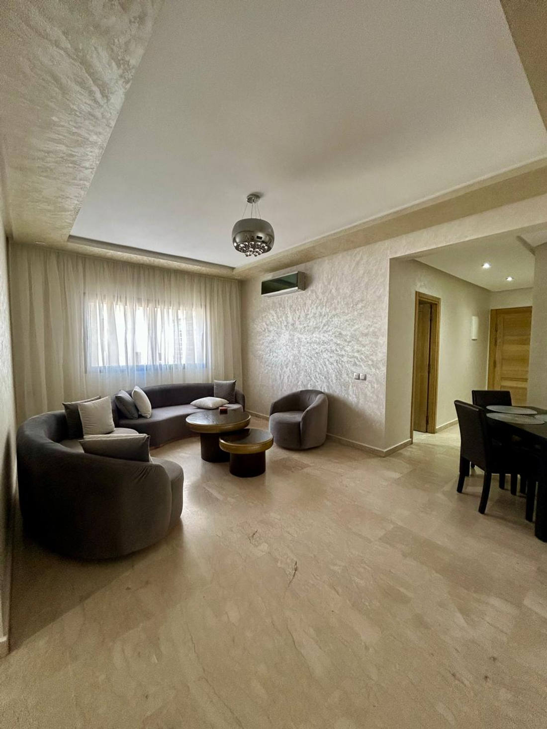 À louer – Superbe appartement meublé à Maarif - image 2