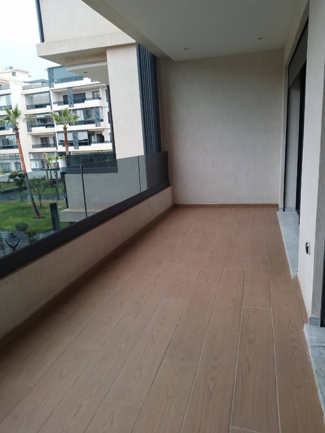 À louer – Appartement vide – Quartier Californie - image 2