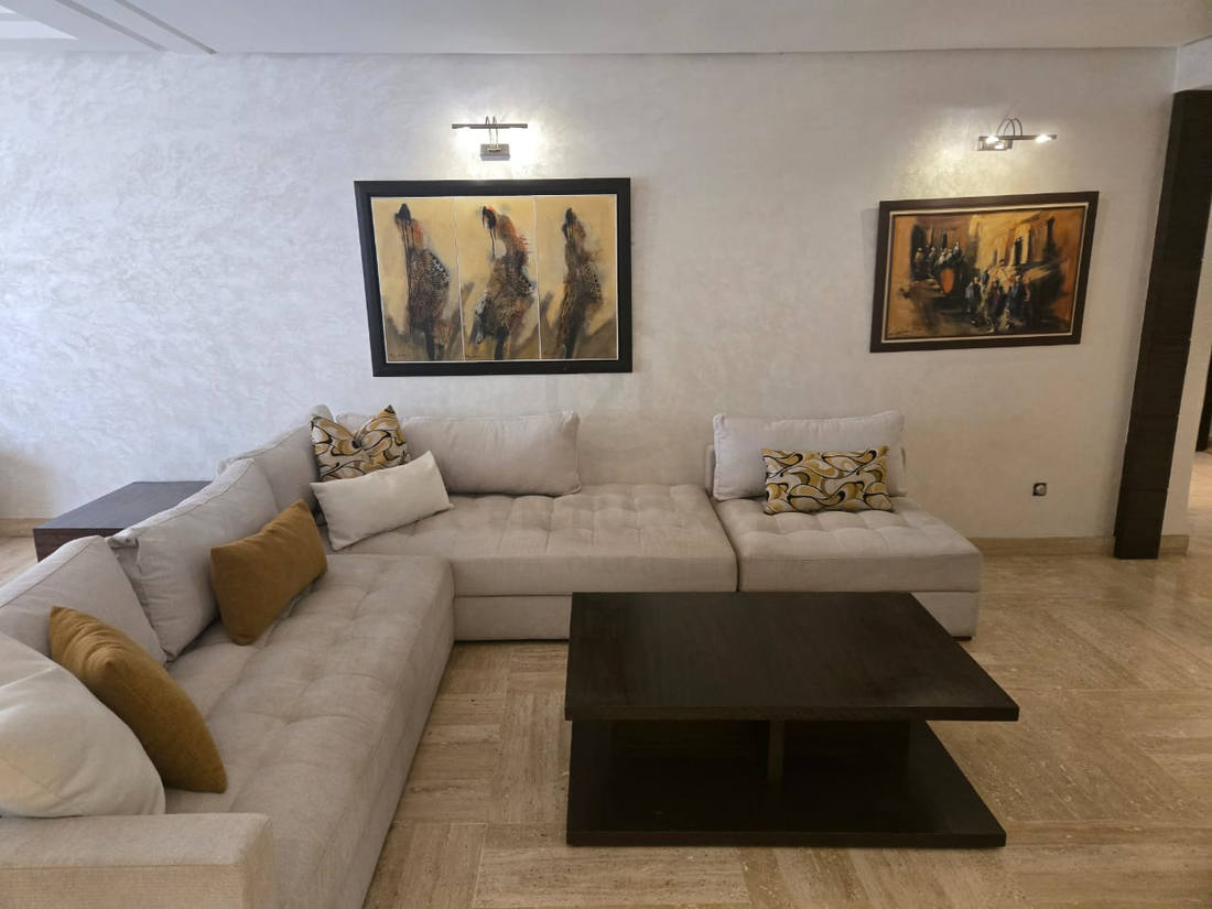 À Louer Appartement Haut Standing 167 m² | Confort & Élégance - image 2