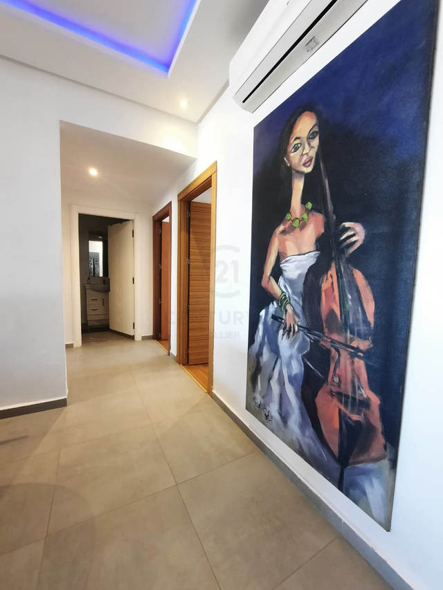 Bel appartement F4 de 192 m² à Racine – À vendre