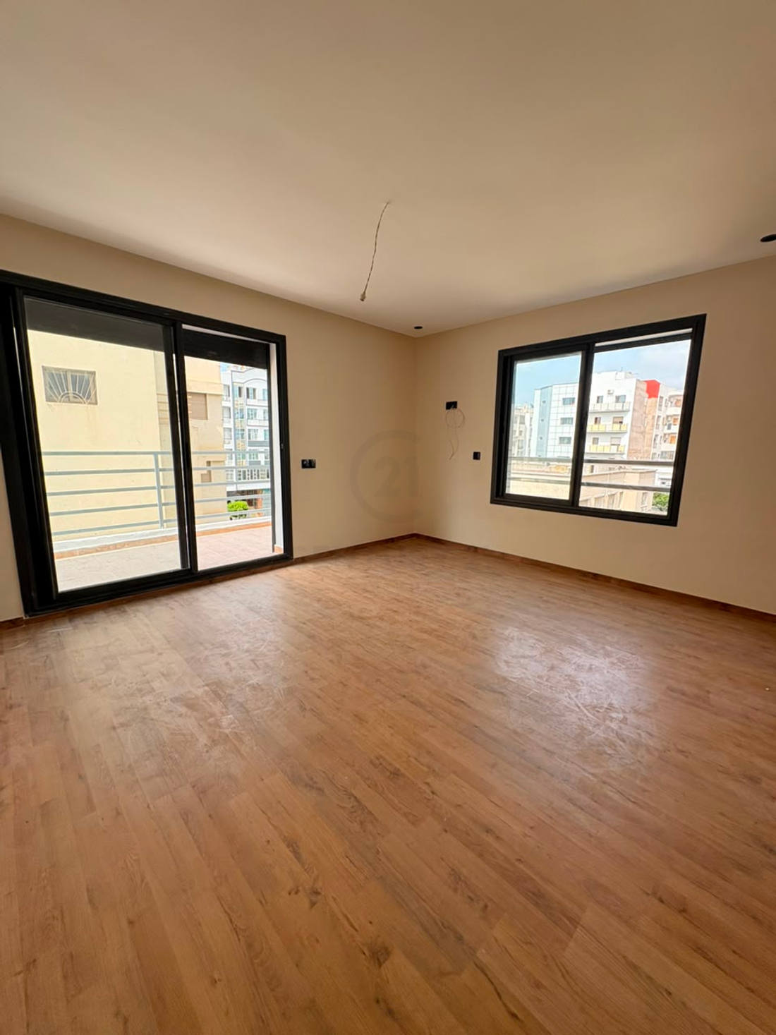 APPARTEMENT NEUF A LOUER DRISS 1ER - image 2