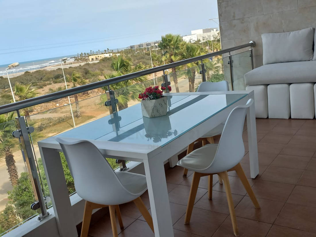 À LOUER - APPARTEMENT VUE MER 180° À COUPER LE SOUFFLE 🌊   11500 DH - PIEDS DANS L’EAU - image 2