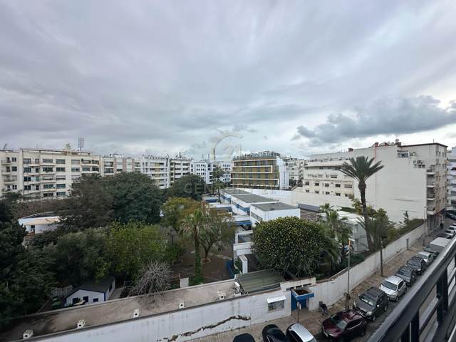 APPARTEMENT DE TRÈS HAUT STANDING À VENDRE