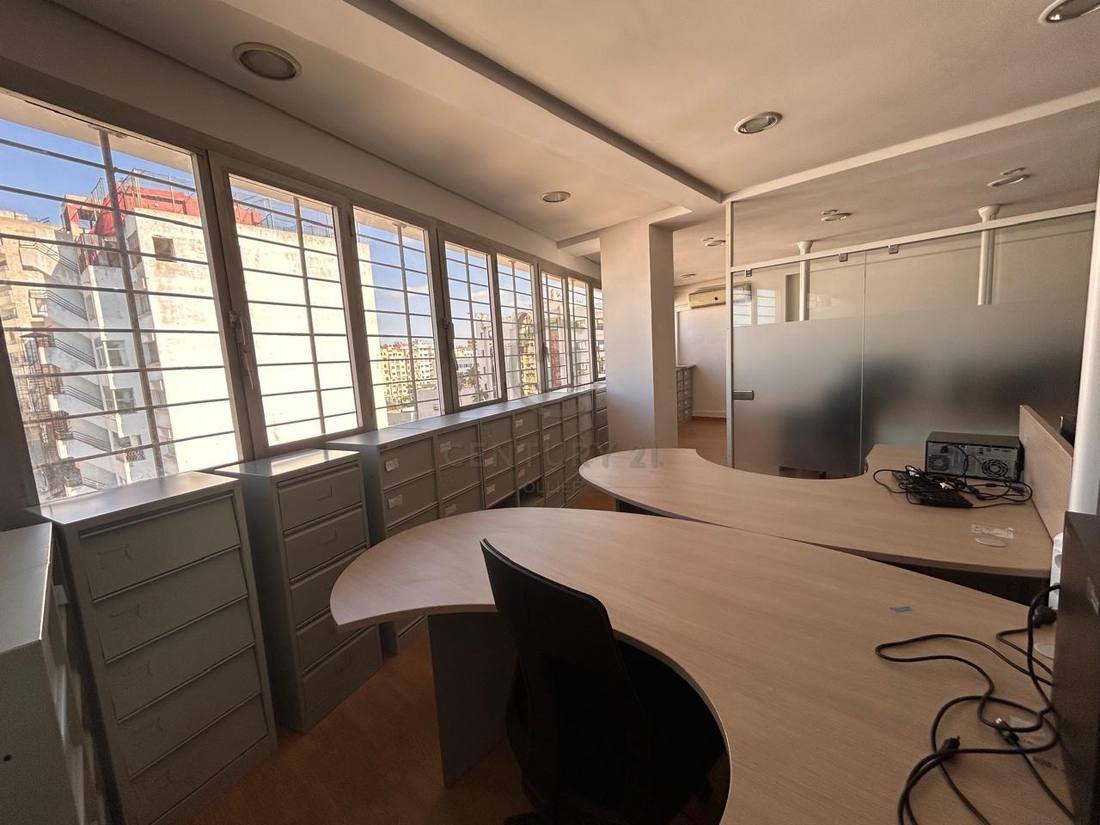 Bureau neuf à Zerktouni - image 2