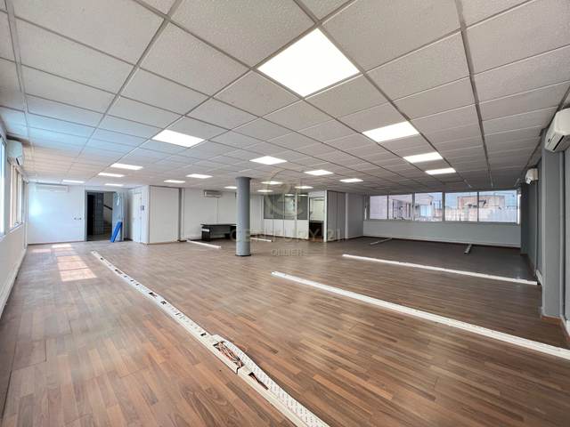 BUREAU À LOUER - IMMEUBLE GAUTHIER