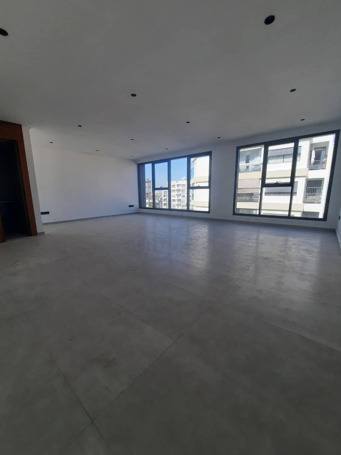 Bureau neuf à louer à Abdelmoumen, Casablanca - image 1