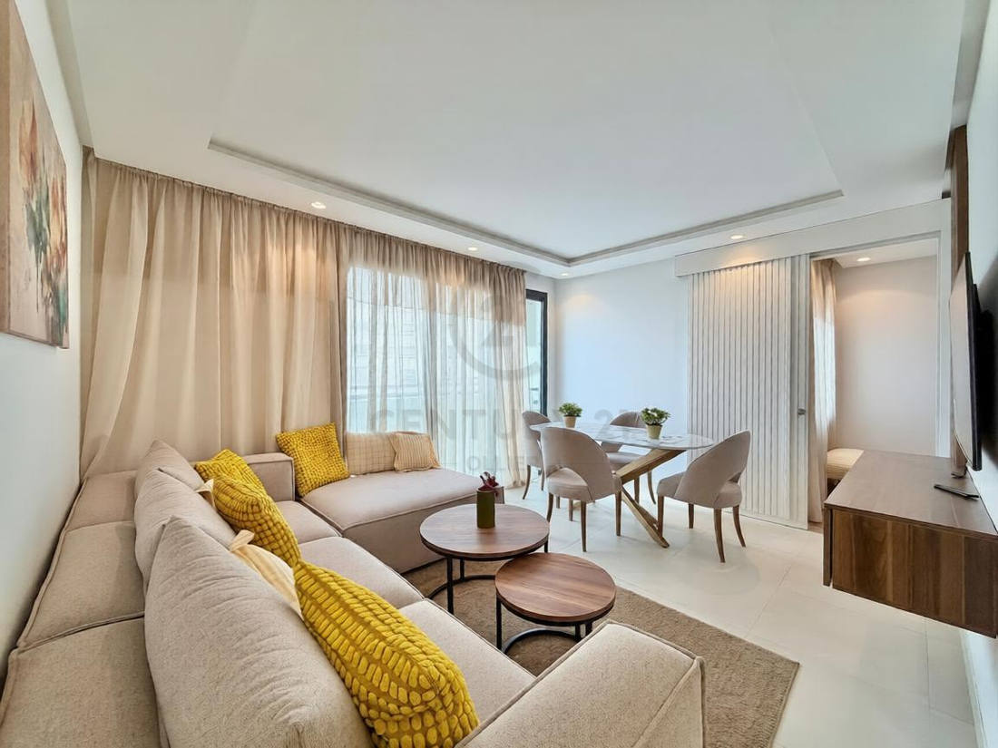 A LOUER - STUDIO MEUBLE MODERNE A COTE DE LYCEE LYAUTHEY - image 2