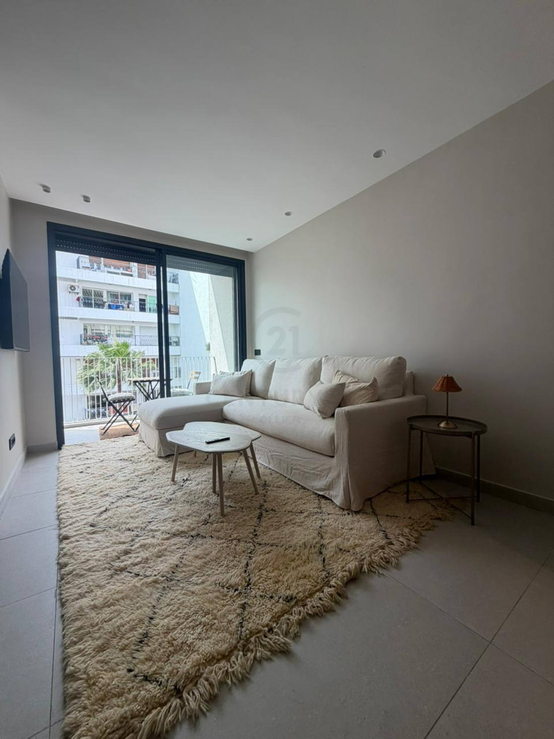 Magnifique studio meublé à louer – Gautier – 43 m² - image 1